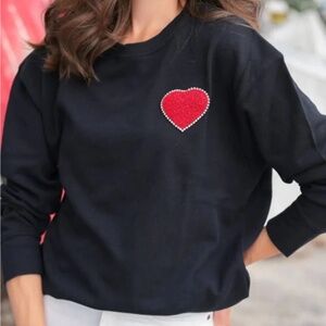 NEW SHIRALEAH heart sweatshirt in black - Size SMALL - NWT